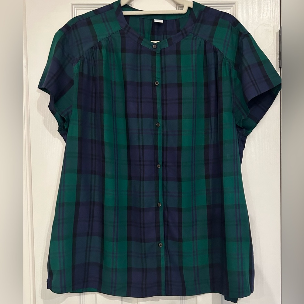 Old Navy Plaid Short Sleeve Blouse Size L